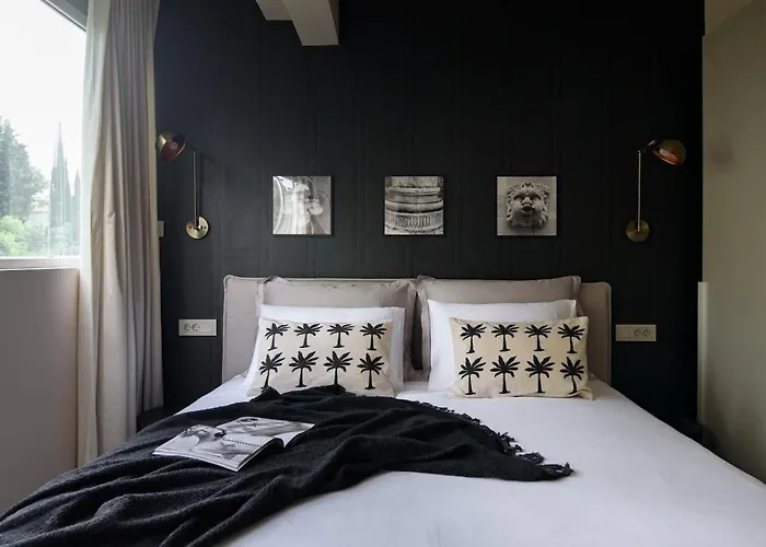 アパート Evavista Penthouse *