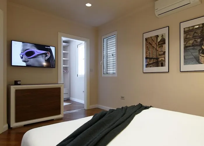 Evavista Penthouse