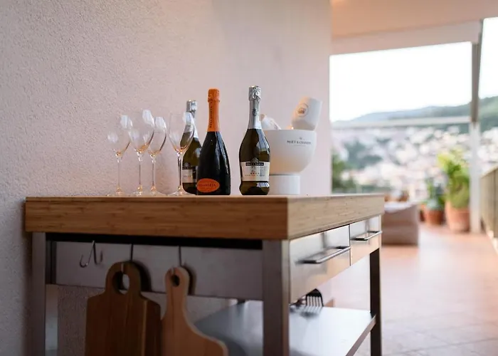 Evavista Penthouse